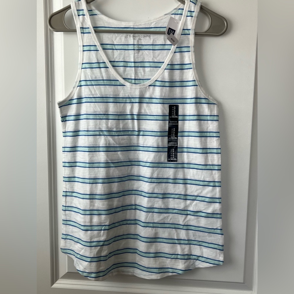 NEW GAP striped tank top